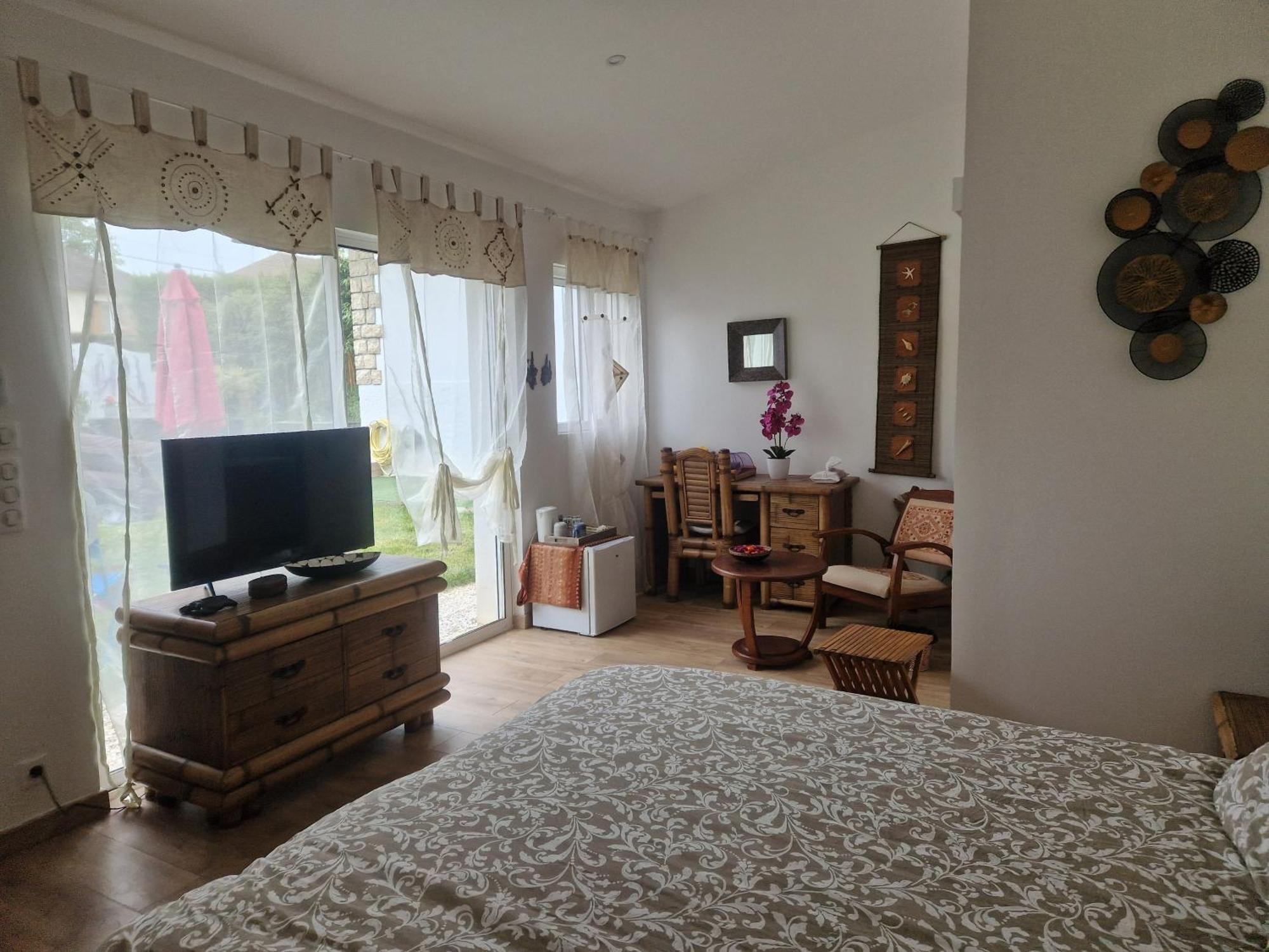 La Serenite Balinaise, Chambre Et Sdb Privee, Jardin , Piscine Et Jacuzzi En Saison, Pres De Chantilly, Parc Asterix Et Cdg Et Paris En 20' Орри-ла-Виль Экстерьер фото